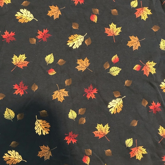 Fall Leaf Top - Picture 2 of 3